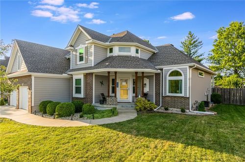 3764 Sw Boulder Dr, Lee's Summit, MO, 64082-4830 | Card Image