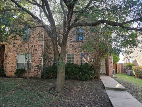 5439 Avery Ln, Grand Prairie, TX, 75052-2738 | Card Image