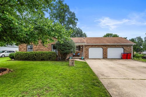 108 N Turner Drive, Mahomet, IL, 61853 | Card Image