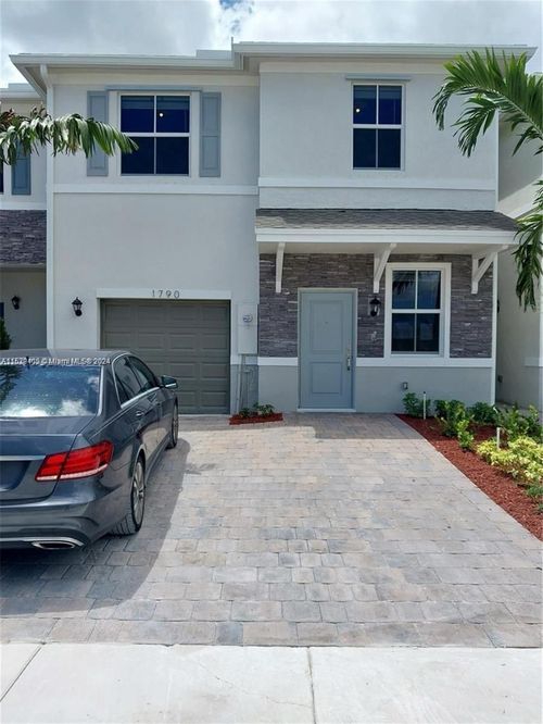 1790-1790 Se 7th Ter, Homestead, FL, 33034-5676 | Card Image