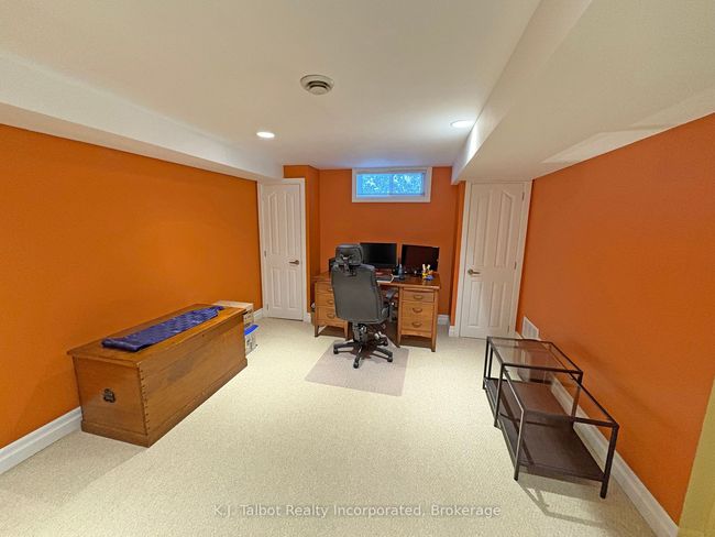 94 Montcalm St, House other with 2 bedrooms, 2 bathrooms and 6 parking in Goderich ON | Image 18