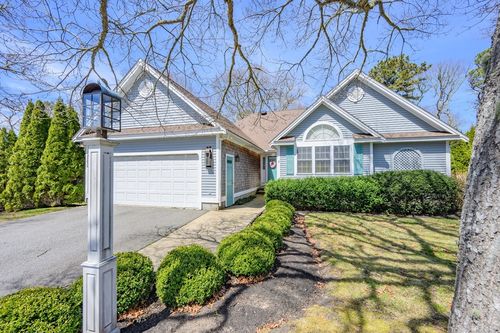 8 Marlboro Road, Brewster, MA, 02631 | Card Image