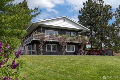86 Mountain View Dr, Brewster, WA, 98812-9697 | Card Image