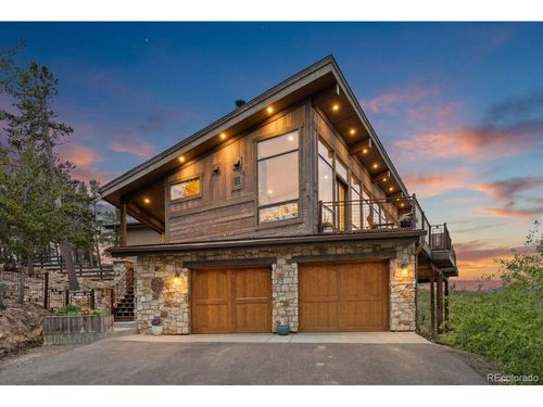 843 Indian Peak Rd, Golden, CO, 80403-9417 | Card Image