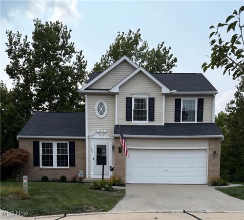 805 Hunter Ridge Dr, Streetsboro, OH, 44241-4331 | Card Image