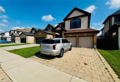 2319 Evans Blvd, London, ON, N6M0A1 | Card Image