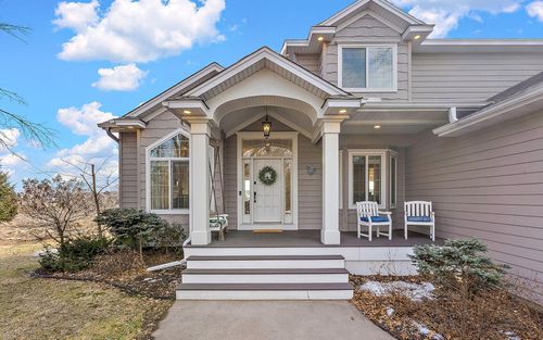 21609 Evergreen St Nw, Oak Grove, MN, 55011-4814 | Card Image