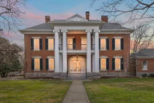 160 Elm St, Versailles, KY, 40383-1159 | Card Image