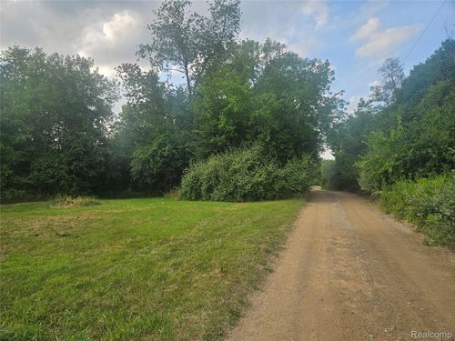 15112 Blueberry Dr, Holly, MI, 48442-8776 | Card Image