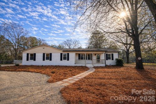 5176 Lancaster Hwy, Fort Lawn, SC, 29714-8661 | Card Image