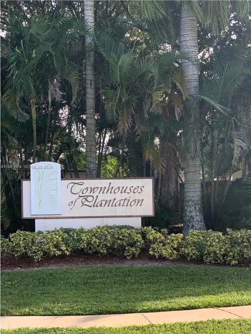 4751-4751 Nw 9th Dr, Plantation, FL, 33317-1472 | Card Image