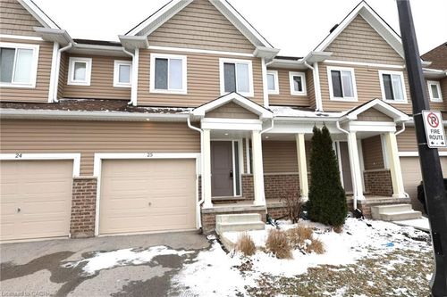 25-60 Canterbury Dr, St Catharines, ON, L2P0E7 | Card Image