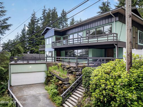 619 Pine St, Ketchikan, AK, 99901-6340 | Card Image