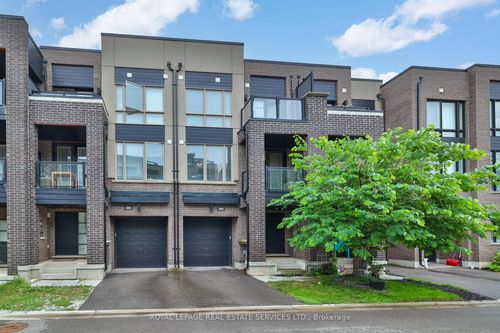 3083 Cascade Common, Oakville, ON, L6H0R7 | Card Image