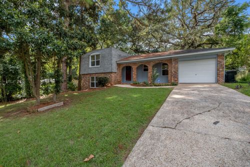 1709 Salmon Dr, Tallahassee, FL, 32303-3846 | Card Image