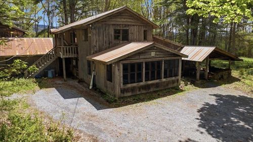 81 Honeysuckle Ln, Bennington, VT, 05201 | Card Image