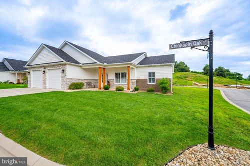1202 Chinkapin Oak Trl, Morgantown, WV, 26501-1211 | Card Image