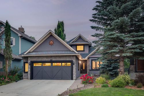 70 Discovery Ridge Crt Sw, Calgary, AB, T3H4R3 | Card Image