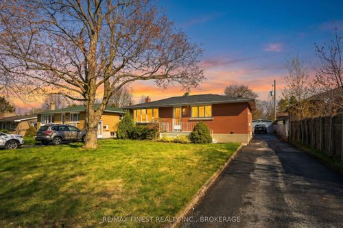 41 Campbell Cres, Kingston, ON, K7M1Z6 | Card Image
