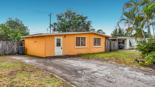 2066 Tarragon Rd, West Palm Beach, FL, 33415-7010 | Card Image