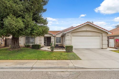 3420 Diane Way, Madera, CA, 93637 | Card Image