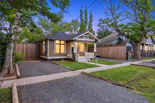 1115 Adele St, Houston, TX, 77009-2413 | Card Image