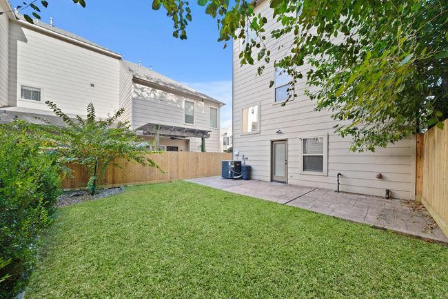 Big patio and real backyard, a rarity for townhomes! | Image 23
