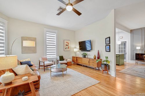 501 W Mulberry Ave, San Antonio, TX, 78212-3223 | Card Image