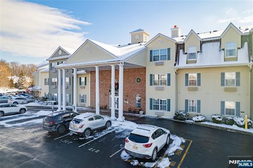 6411 Richmond Rd, West Milford, NJ, 07480-5121 | Card Image