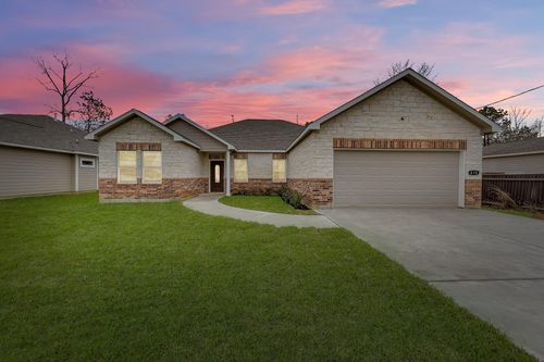614 County Road 3414, Cleveland, TX, 77327-1454 | Card Image