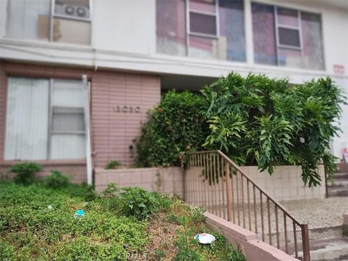 16-13050 Dronfield Ave, Sylmar, CA, 91342 | Card Image
