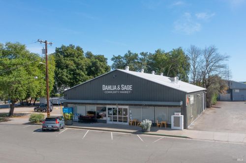 115 E 2nd St, Cloverdale, CA, 95425-3301 | Card Image