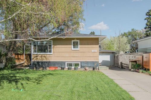 1119 17a St S, Lethbridge, AB, T1K1Z7 | Card Image