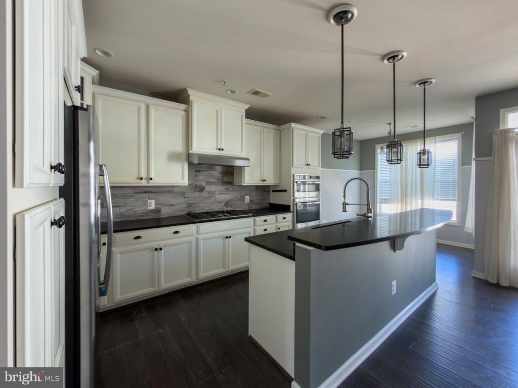 Residential Lease in ASHBURN 3