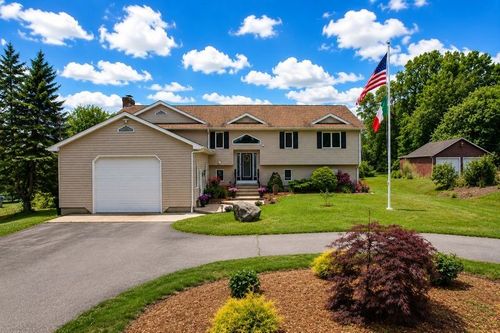 230 Curtis Corner Rd, South Kingstown, RI, 02879-2113 | Card Image
