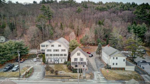 522 Spring St, Hawley, PA, 18428-1467 | Card Image