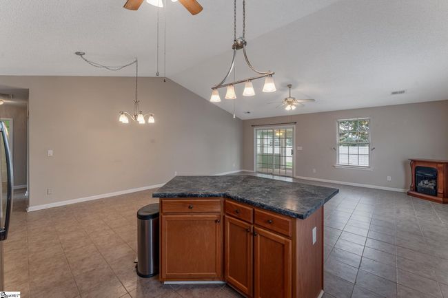 365 Honor Rd, House other with 3 bedrooms, 2 bathrooms and 1 parking in Duncan SC | Image 9
