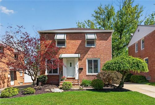 131 Wandle Ave, Bedford, OH, 44146-2655 | Card Image
