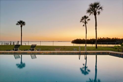 7318 Westmoreland Drive, SARASOTA, FL, 34243 | Card Image