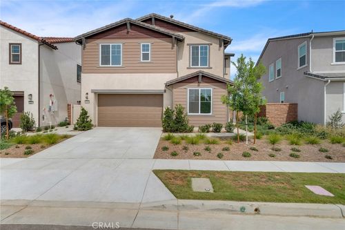 3730 Crossen Dr, Corona, CA, 92883-6369 | Card Image