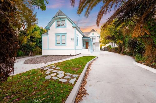 1033 E Santa Clara St, Ventura, CA, 93001-3034 | Card Image