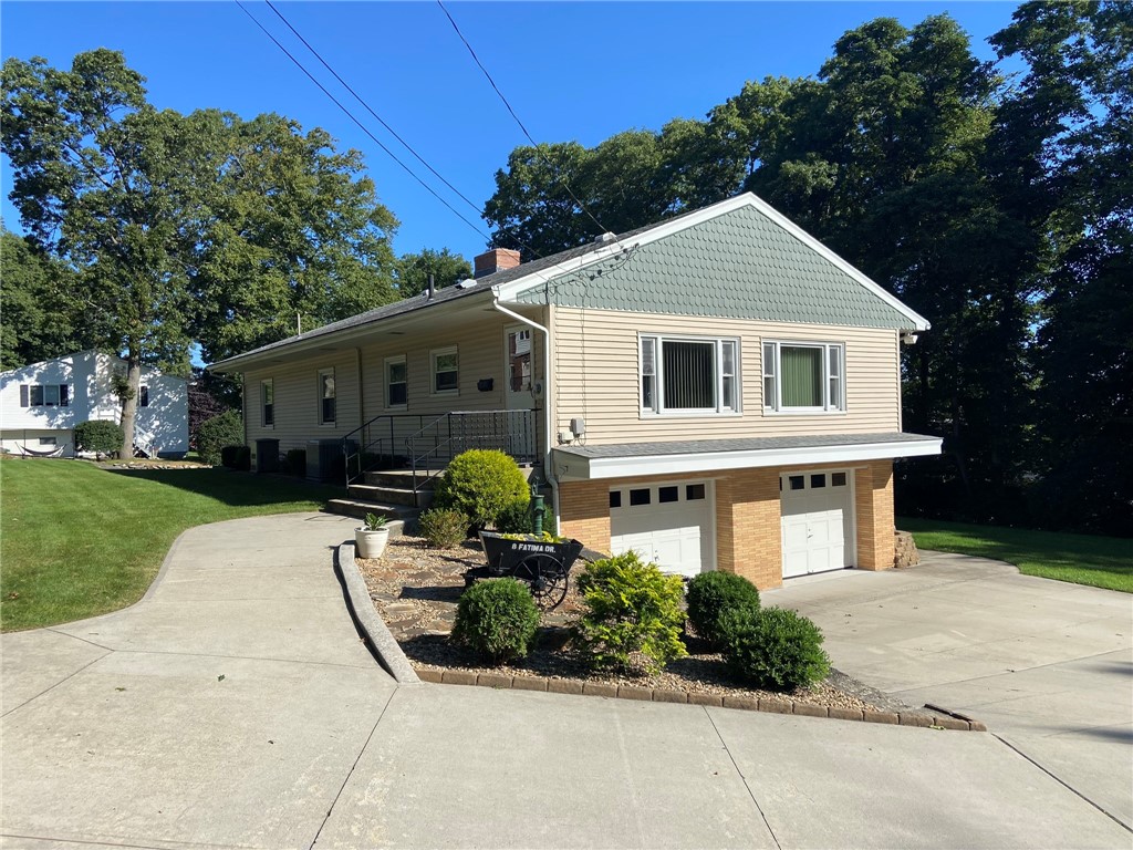 Fatima Dr, North Providence, RI 02904