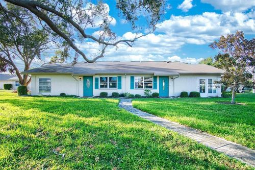 unit-32-1906 Canterbury Ln, SUN CITY CENTER, FL, 33573-5637 | Card Image