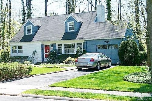 258 Steamboat Rd, Great Neck, NY, 11024-1634 | Card Image