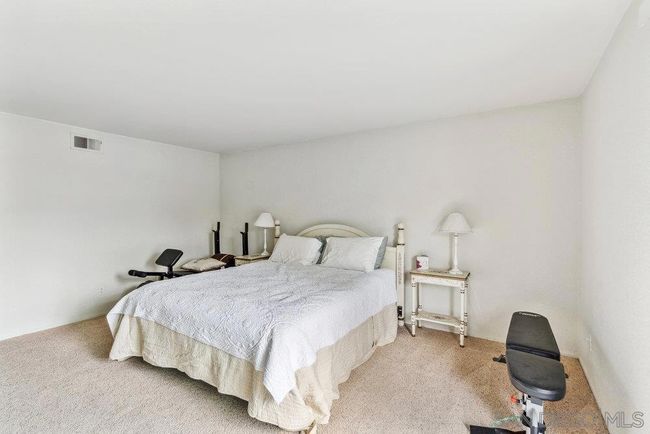 34 Montego Ct, Condo with 2 bedrooms, 3 bathrooms and 2 parking in Coronado CA | Image 22