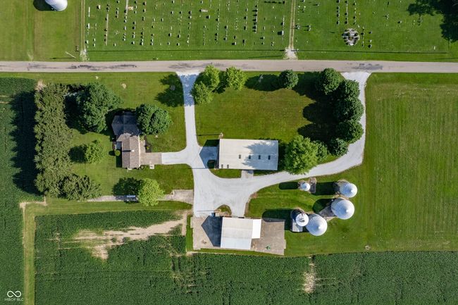 7519 500, Home with 3 bedrooms, 2 bathrooms and null parking in Falmouth IN | Image 79