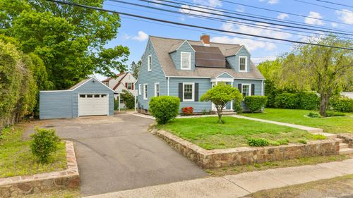 727 Pine St, Bristol, CT, 06010-6924 | Card Image
