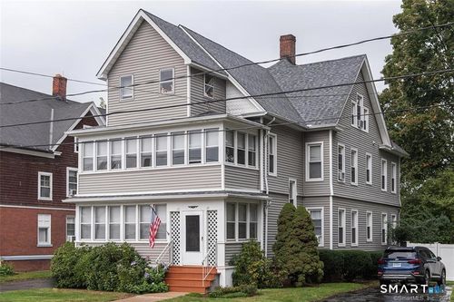 19 Woodland St, Bristol, CT, 06010-5179 | Card Image