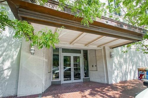 apt-358-1201 Canal St, New Orleans, LA, 70112-2661 | Card Image