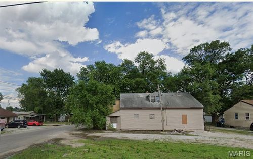 1444 N Main St, Dupo, IL, 62239-1075 | Card Image